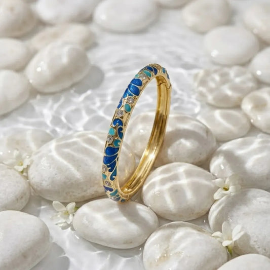 Bracelets Thaï Colorés en Laiton – Joncs Bohème Chic & Strass